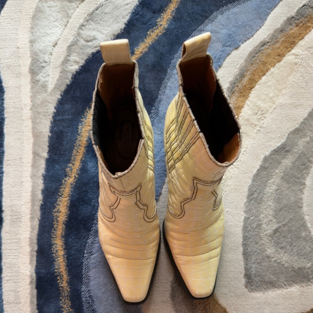 Ganni Beige Croc-Embossed Ankle Boots - Picture 3 of 6